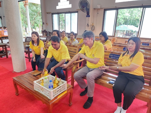 กิจกรรมถวายเทียนพรรษาเนื่องในวันอาสาฬหบูชาและวันเข้าพรรษา